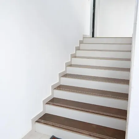 Allkushi ゲストハウス Sarandë