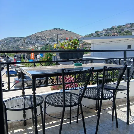 ゲストハウス Allkushi Sarandë